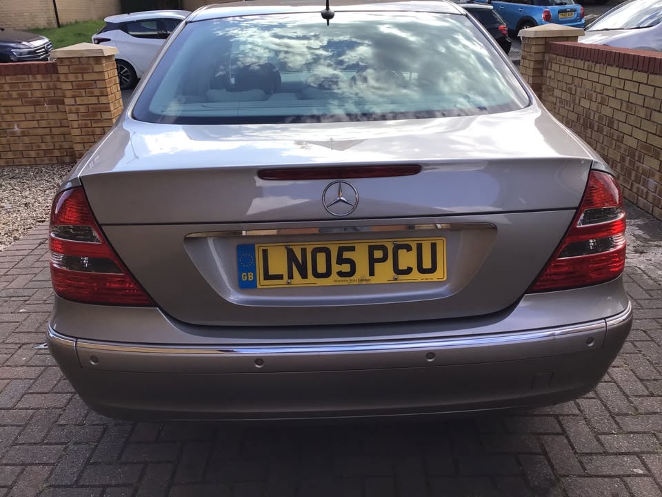 NO rear parking camera!