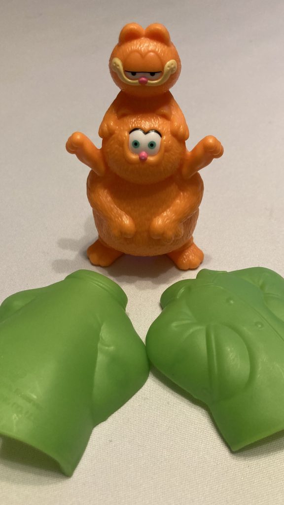 Karen's tat - Garfield movie tie-in toy by Burker King